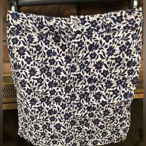 Chaps navy & white skirt